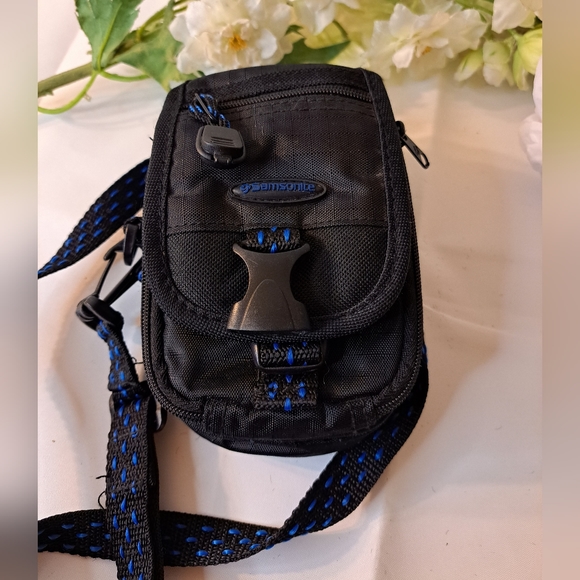 Samsonite Cameras, Photo & Video Samsonite Camera Bag Tourist Bag